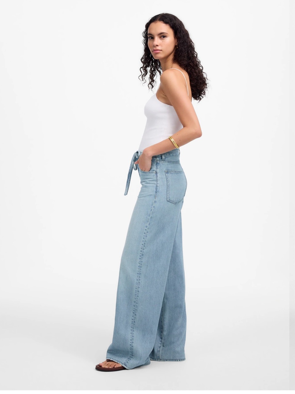 Madewell Superwide-Leg Jeans: Airy Denim Edition - Picture 5 of 9